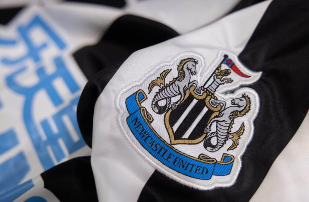 Premier League Teams Forge Ahead With Unlicensed Betting Sponsors Amid Regulatory Delays